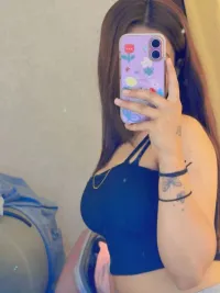Aanya Shah, escort gallery photo in Vadavalli