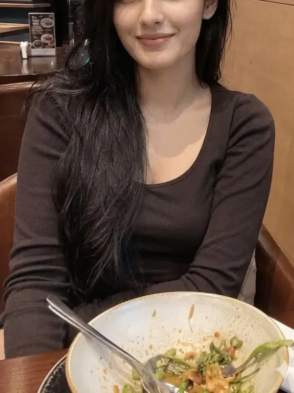 Reva Bhatia, escort model in RS Puram