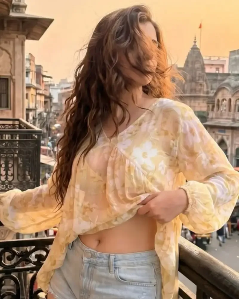 Vanya Shah, escort model in Saibaba Colony